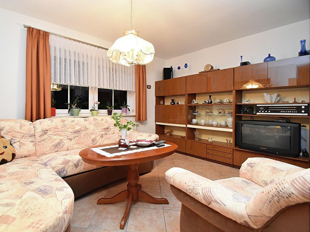 Apartment With Views Of The Ore Mountains Oelsnitz  Екстер'єр фото